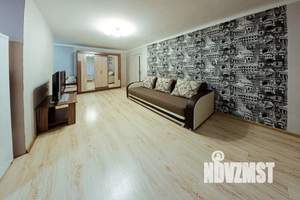 1-к квартира, посуточно, 42м2, 3/5 этаж