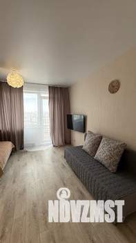Студия квартира, посуточно, 32м2, 12/25 этаж