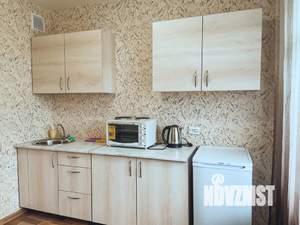 1-к квартира, посуточно, 38м2, 4/9 этаж