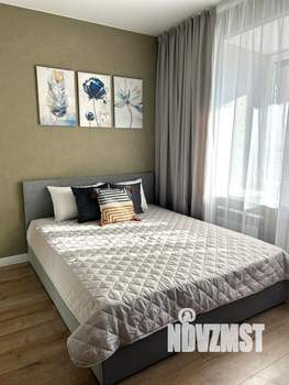 Студия квартира, посуточно, 40м2, 10/17 этаж