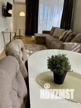 1-к квартира, посуточно, 64м2, 1/1 этаж