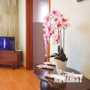 1-к квартира, посуточно, 50м2, 9/10 этаж