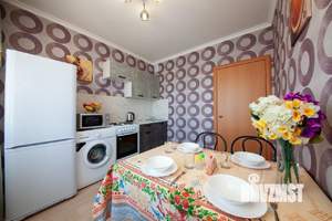 2-к квартира, посуточно, 54м2, 1/1 этаж