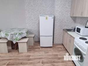 Студия квартира, посуточно, 32м2, 12/17 этаж