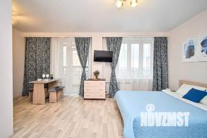 Студия квартира, посуточно, 42м2, 17/24 этаж