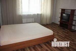 3-к квартира, посуточно, 95м2, 1/1 этаж