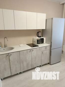 1-к квартира, посуточно, 45м2, 7/10 этаж