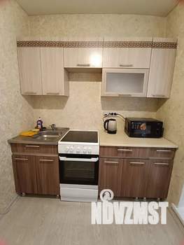 1-к квартира, посуточно, 42м2, 3/10 этаж