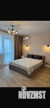 Студия квартира, посуточно, 32м2, 24/25 этаж