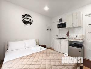 Студия квартира, посуточно, 18м2, 1/10 этаж