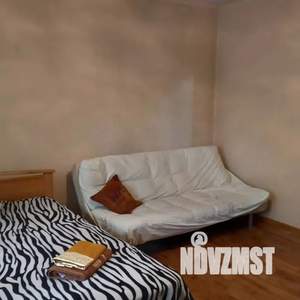 1-к квартира, посуточно, 36м2, 1/9 этаж