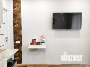 Студия квартира, посуточно, 18м2, 1/10 этаж