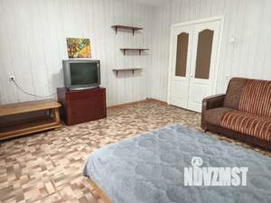 1-к квартира, посуточно, 35м2, 2/14 этаж