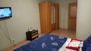 1-к квартира, посуточно, 42м2, 3/10 этаж