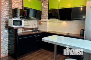 2-к квартира, посуточно, 60м2, 1/1 этаж