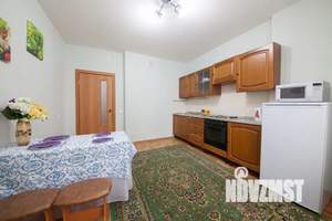 1-к квартира, посуточно, 42м2, 6/10 этаж