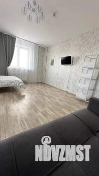 2-к квартира, посуточно, 46м2, 22/25 этаж
