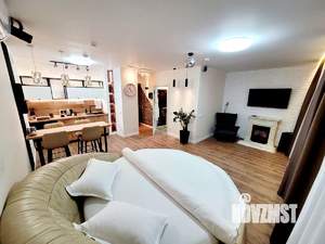 Студия квартира, посуточно, 40м2, 2/17 этаж