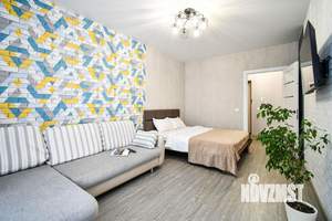 1-к квартира, посуточно, 47м2, 1/1 этаж