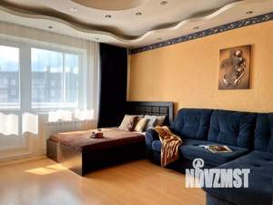 1-к квартира, посуточно, 42м2, 1/1 этаж