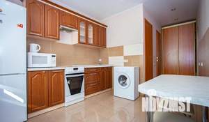 1-к квартира, посуточно, 64м2, 1/1 этаж