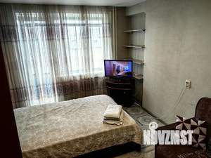 1-к квартира, посуточно, 35м2, 4/5 этаж