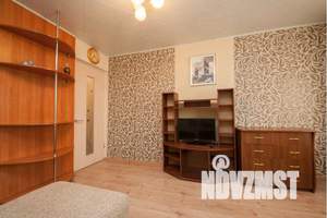 1-к квартира, посуточно, 37м2, 2/9 этаж