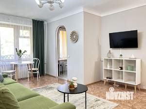 3-к квартира, посуточно, 60м2, 2/5 этаж