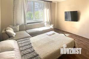 1-к квартира, посуточно, 38м2, 2/10 этаж