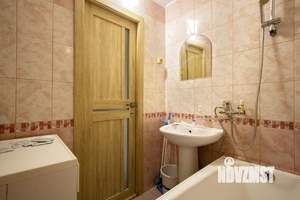 2-к квартира, посуточно, 48м2, 1/1 этаж