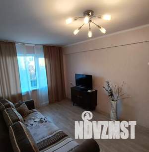 2-к квартира, посуточно, 54м2, 1/1 этаж