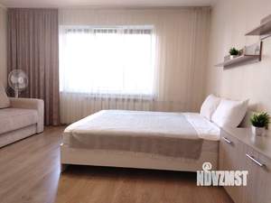 1-к квартира, посуточно, 40м2, 1/8 этаж