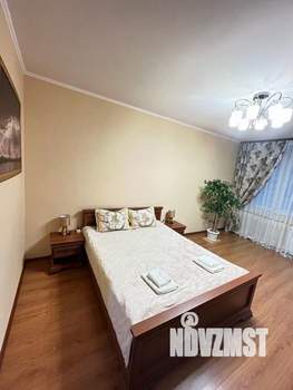 1-к квартира, посуточно, 50м2, 1/1 этаж