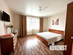 1-к квартира, посуточно, 34м2, 16/16 этаж