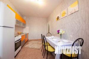 2-к квартира, посуточно, 66м2, 14/20 этаж