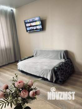 Студия квартира, посуточно, 35м2, 2/25 этаж
