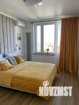 2-к квартира, посуточно, 38м2, 15/22 этаж