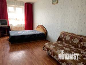 1-к квартира, посуточно, 40м2, 4/10 этаж