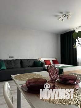 1-к квартира, посуточно, 42м2, 19/19 этаж