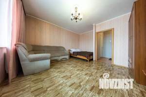 1-к квартира, посуточно, 44м2, 1/1 этаж