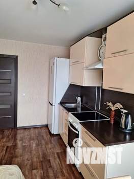 1-к квартира, посуточно, 40м2, 15/16 этаж