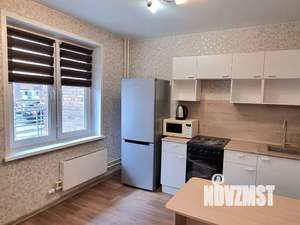 2-к квартира, посуточно, 64м2, 1/15 этаж