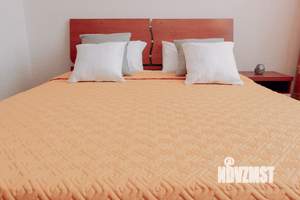 1-к квартира, посуточно, 48м2, 4/10 этаж