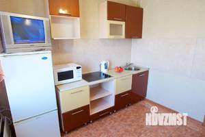 1-к квартира, посуточно, 40м2, 7/10 этаж