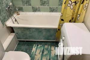 1-к квартира, посуточно, 38м2, 3/5 этаж