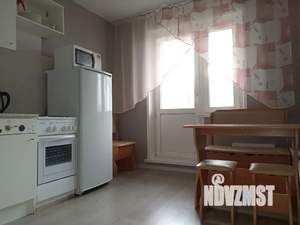 1-к квартира, посуточно, 36м2, 10/10 этаж