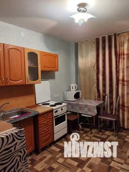 1-к квартира, посуточно, 42м2, 5/25 этаж