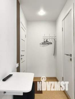 Студия квартира, посуточно, 18м2, 1/10 этаж