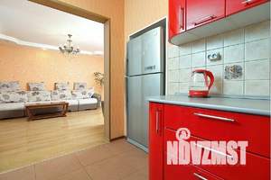 2-к квартира, посуточно, 58м2, 7/10 этаж