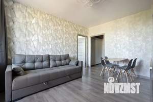 1-к квартира, посуточно, 42м2, 5/25 этаж